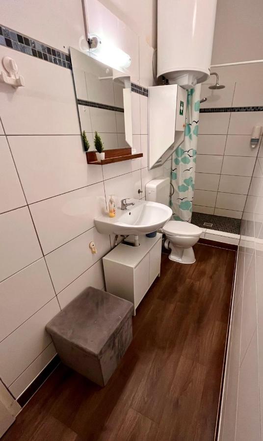 Arnie Apartman Арнольдштайн Екстер'єр фото